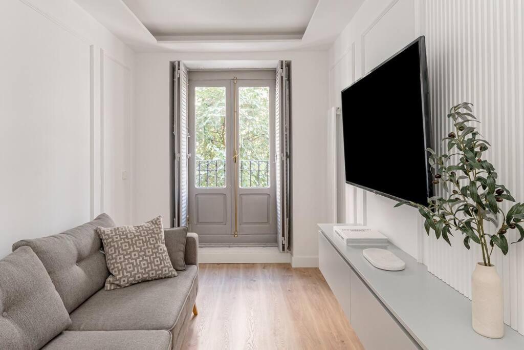 Centro XIV Calle Mayor 3Br 3Bh Apartment Madrid Luaran gambar