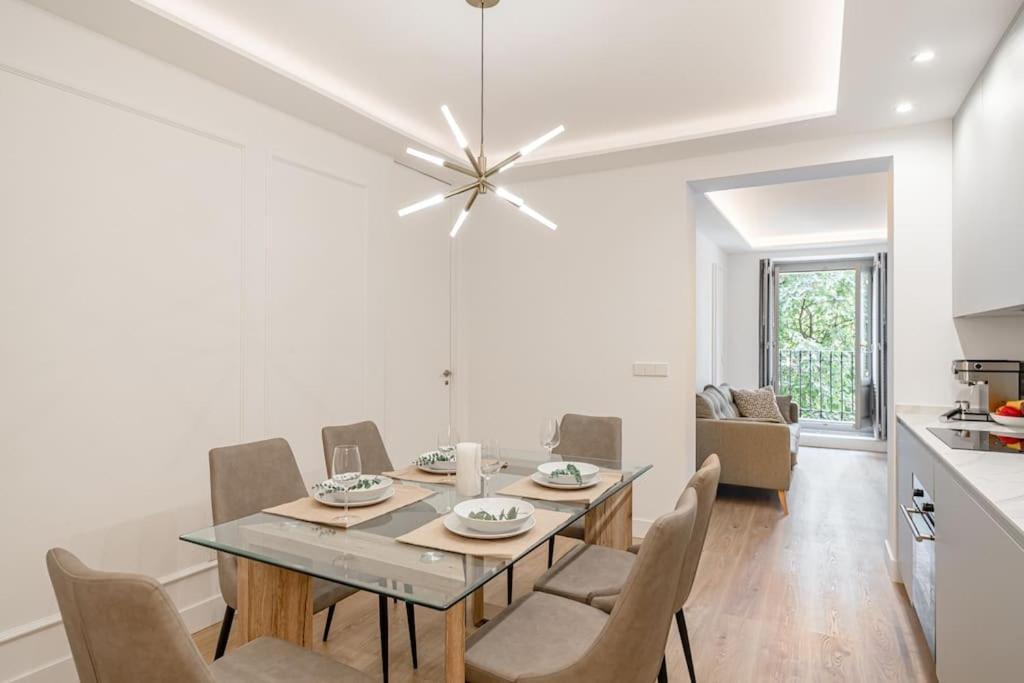 Centro XIV Calle Mayor 3Br 3Bh Apartment Madrid Luaran gambar